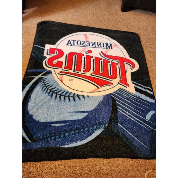Minnesota Twins Blanket Soft Throw MLB Fleece Stadium Baseball Fan Sports 58x50 - Picture 8 of 11